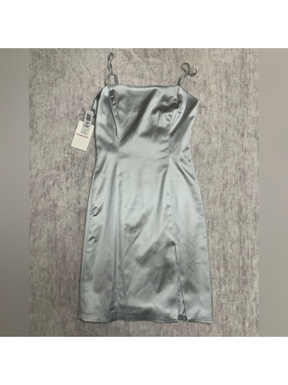 Aritzia Sunday Best Shimmer Knee Dress Size 4